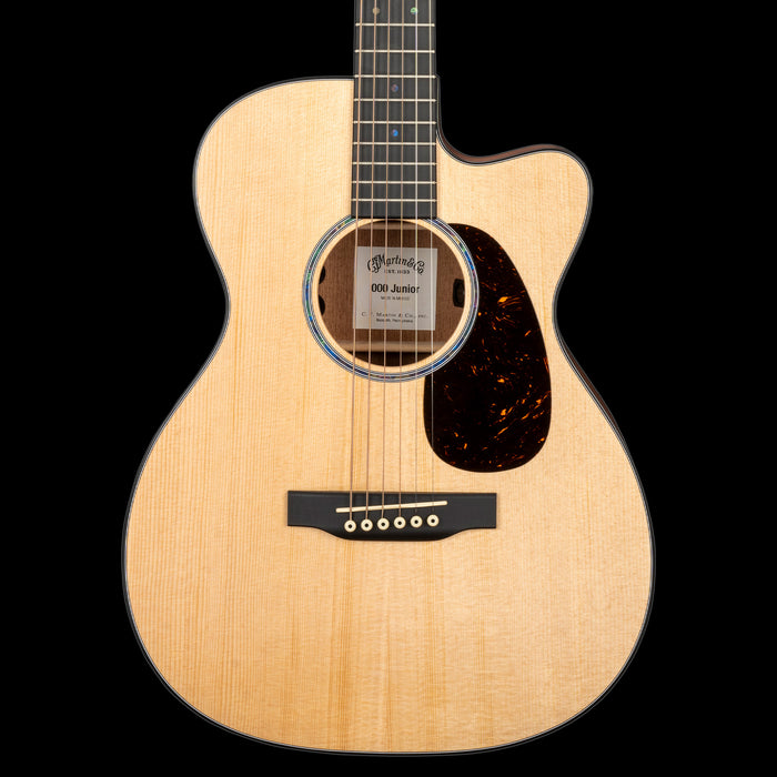 Martin 000C Jr E Natural Front Crop