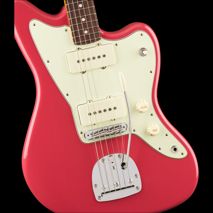 Fender American Professional Classic Jazzmaster Faded Dakota Red Front Body Detail 