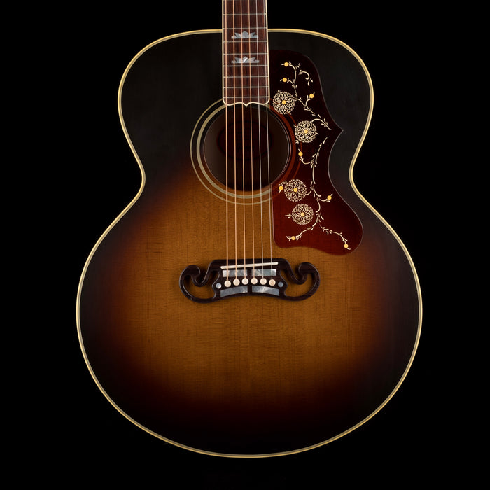 Used Gibson Custom Shop 1957 SJ-200 Vintage Sunburst with Case Front Crop