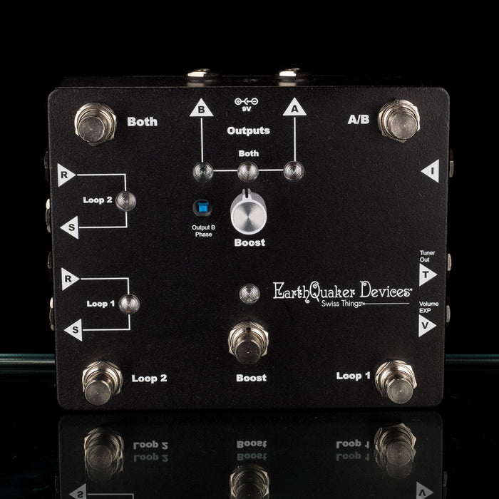 Used EarthQuaker Devices Swiss Things PedalBoard Reconciler with Box
