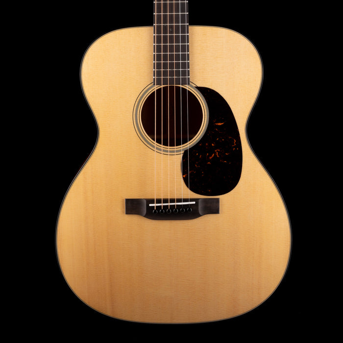 Martin 000-18 Standard (2025) Natural Acoustic Guitar with Case