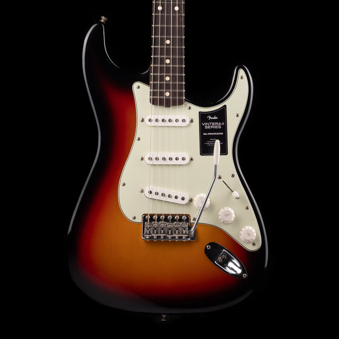 Fender Dealer Exclusive Vintera Road Worn '60s Stratocaster 3-Color Sunburst with Case