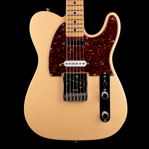 Pre-Owned 2006 Fender Deluxe Nashville Telecaster Honey Blonde With Gig Bag