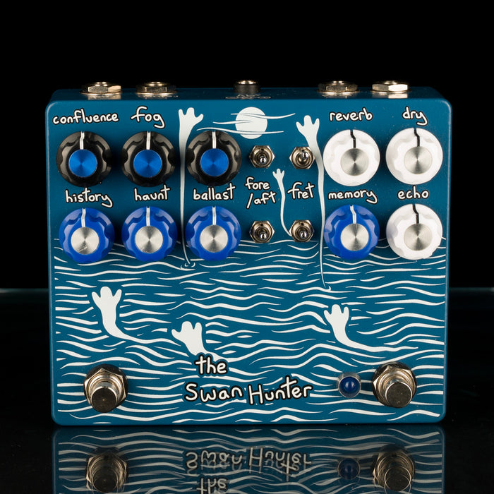 Champion Leccy Swan Hunter Lo-fi Echo and Reverb Pedal With Box