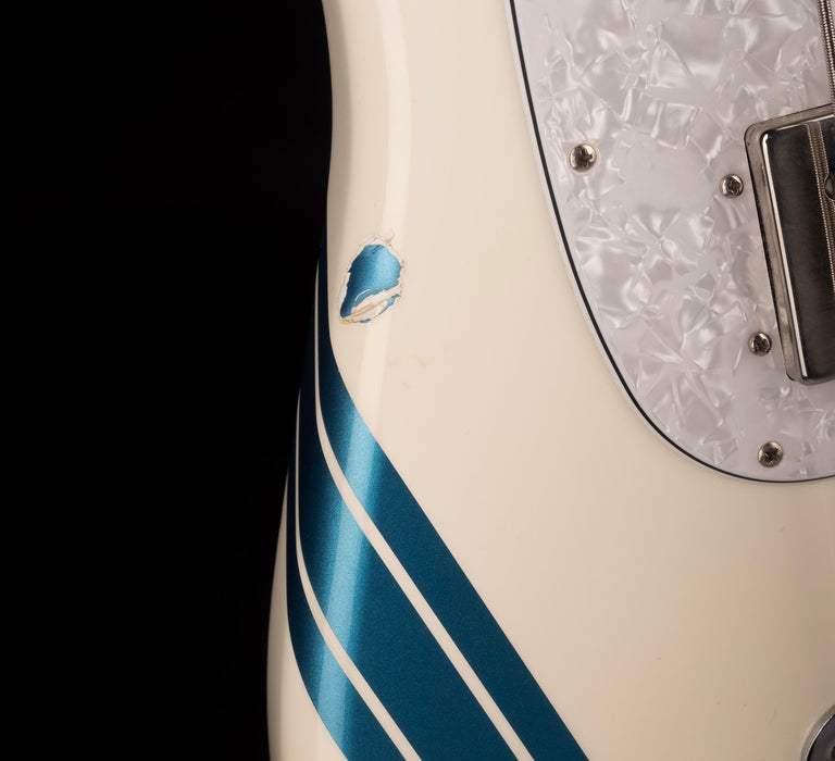 vUsed Fender Pawn Shop Mustang Bass Olympic White