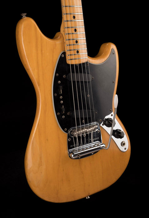 Pre Owned 1976 Fender Mustang Natural With OHSC