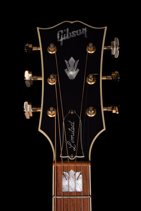Used 2016 Gibson Limited Edition SJ-200 Trans Cherry - One of 50 - With Mono CaseUsed 2016 Gibson Limited Edition SJ-200 Trans Cherry - One of 50 - With Mono Case