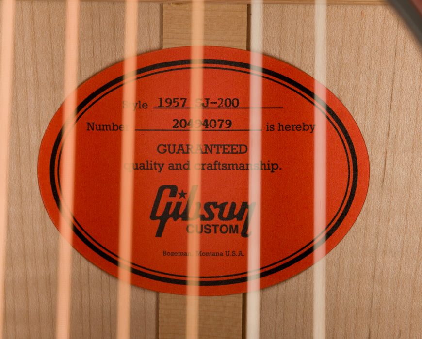 Gibson Custom Shop 1957 SJ-200 Vintage Sunburst with Case