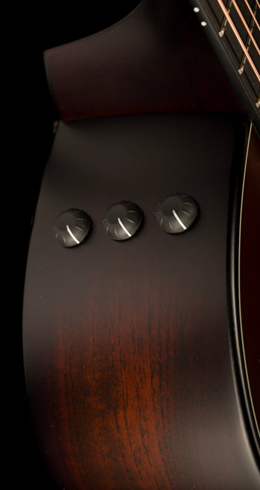 Taylor 50th Anniversary Builder's Edition 314ce LTD Kona Burst With Case
