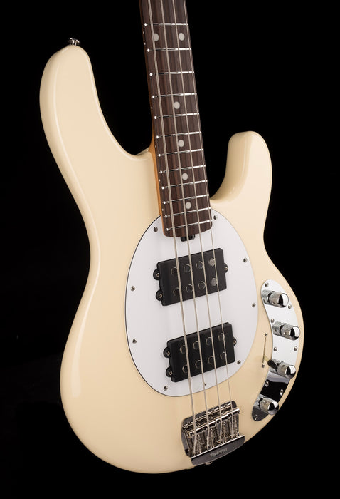 Ernie Ball Music Man Stingray HH Special Buttercream with Case
