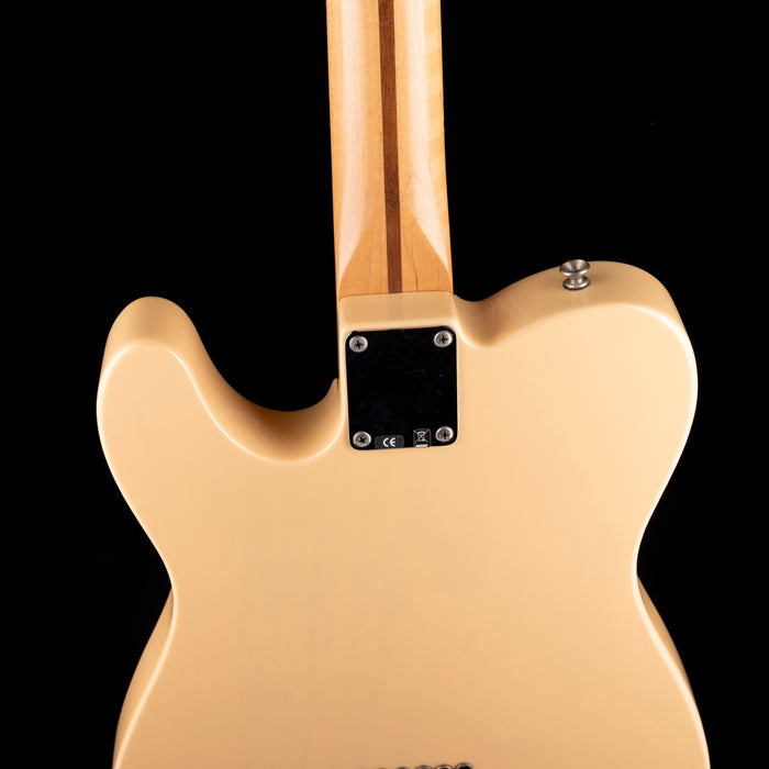 Pre-Owned 2006 Fender Deluxe Nashville Telecaster Honey Blonde With Gig Bag
