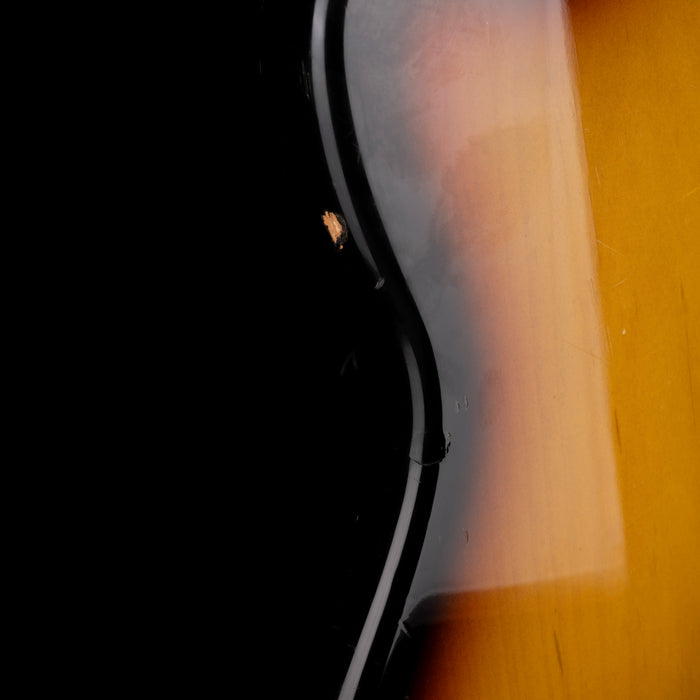 Pre-Owned Fender MIJ HJG-66KC VI Ikebe Limited Kurt Cobain Jaguar 3-Tone Sunburst With Case