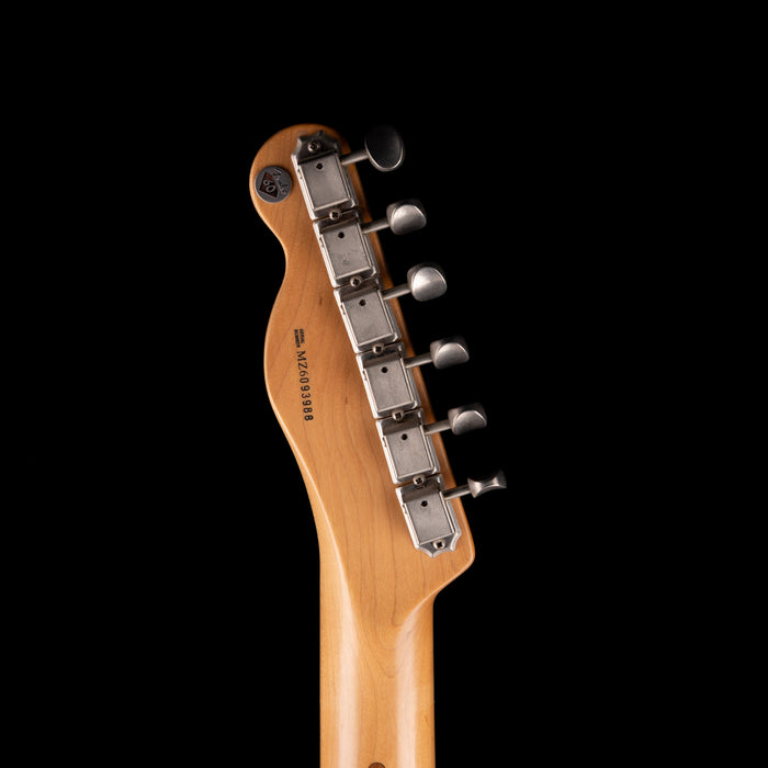 Pre-Owned 2006 Fender Deluxe Nashville Telecaster Honey Blonde With Gig Bag