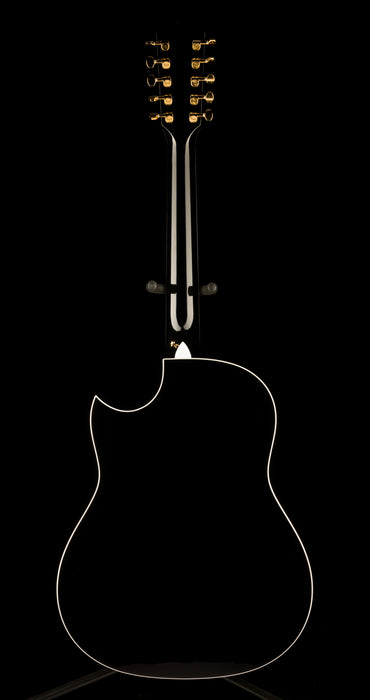 Taylor 657ce Bajo Quinto Black With Case