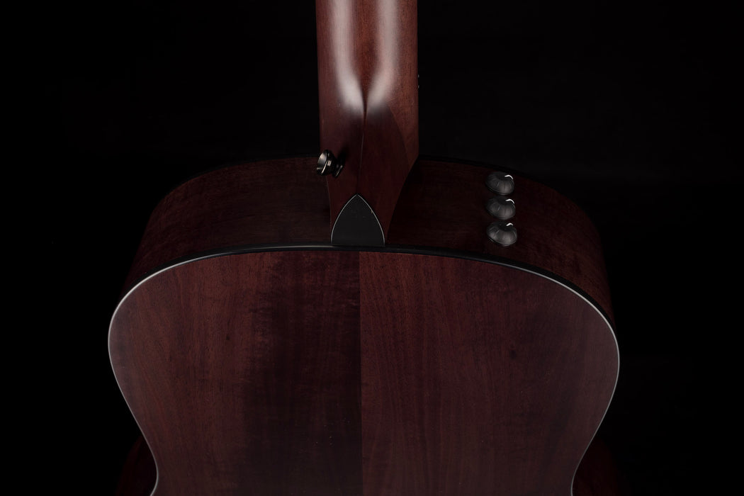 Taylor Custom Grand Theater C21e Tasmanian Blackwood Catch # 44 with Case