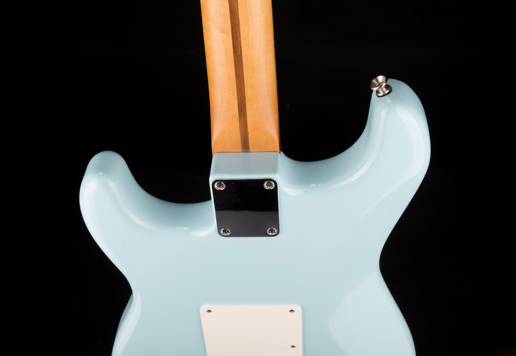 Pre Owned Fender Vintera 50’s Modified Strat Daphne Blue With Gig Bag
