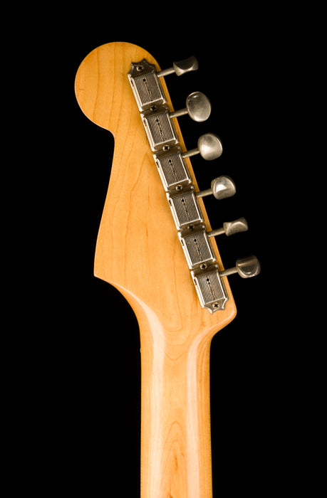 Vintage 1961/1963 Fender Stratocaster Candy Apple Red Electric Guitar With OHSC
