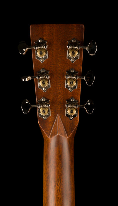 Martin D-28 Natural Dreadnought Acoustic Guitar Natural with Case