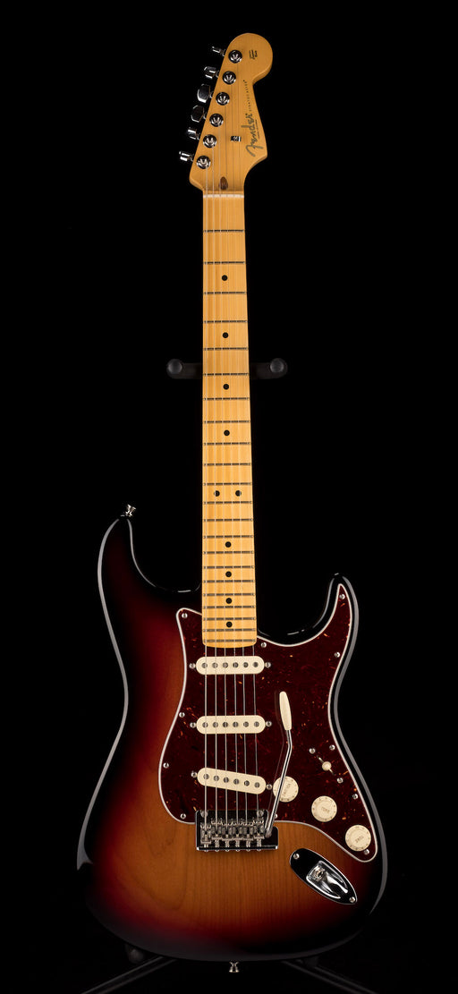 Used Fender American Professional II Stratocaster 3-Tone Sunburst with OHSC