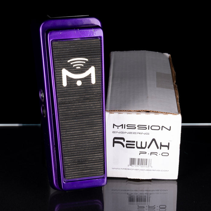 Used Mission Engineering Rewah Pro Wah Pedal Purple with Box