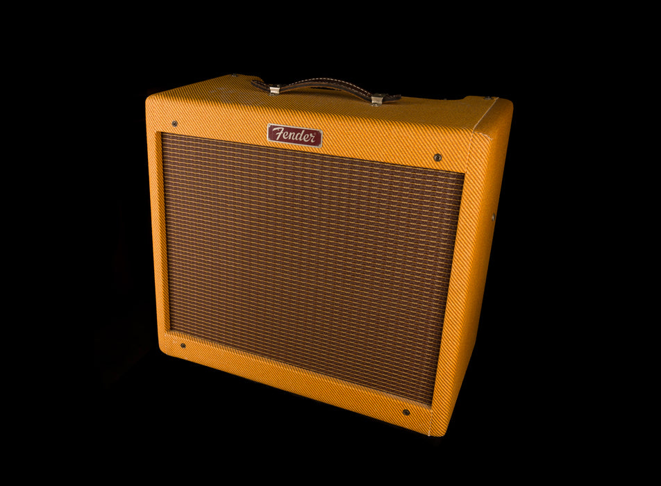 Used Fender Blues Junior Lacquered Tweed Guitar Amp Combo