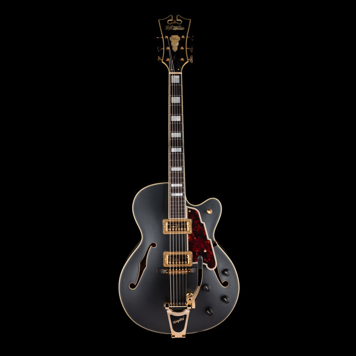 Pre-Owned D’Angelico Deluxe DLX-175 Hollow Body Matte Midnight With OHSC