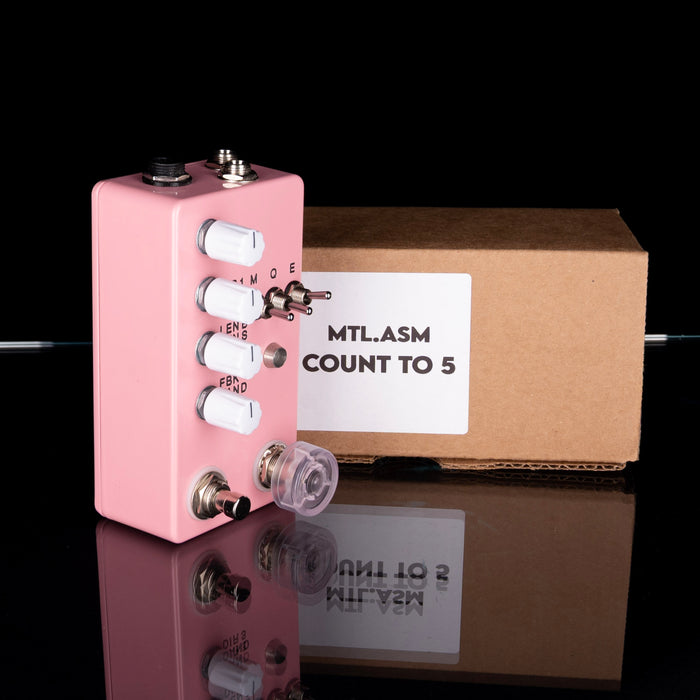 Used Montreal Assembly Count to 5 Delay Pedal Pink with Box