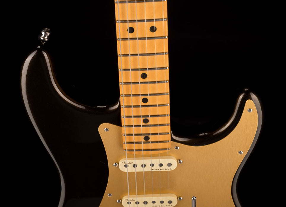 Pre Owned 2023 Fender American Ultra Stratocaster HSS Texas Tea With OHSC