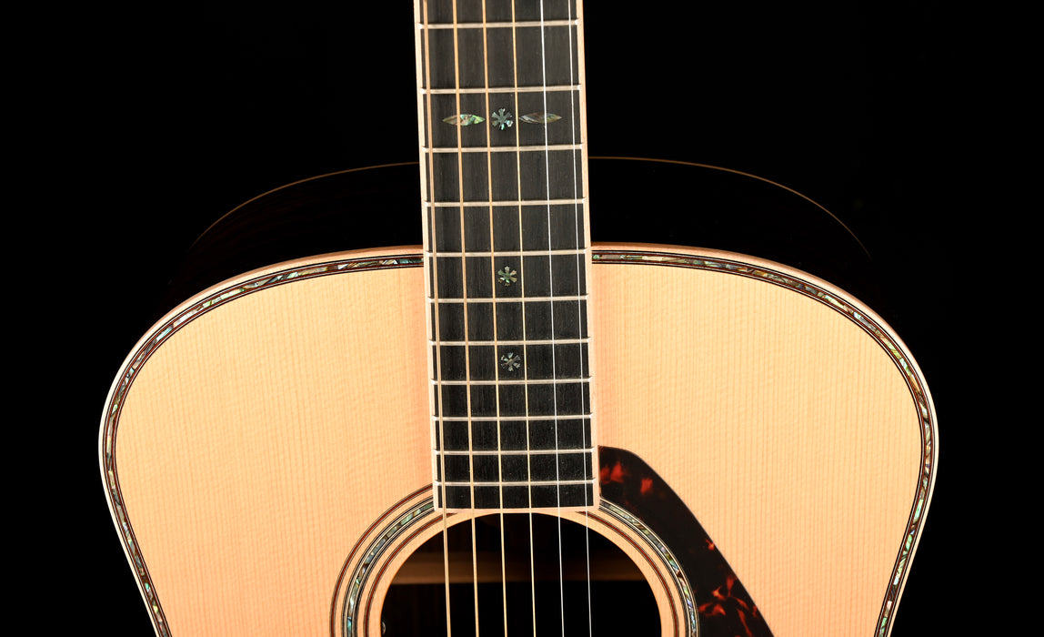 Pre Owned Yamaha LL56 ARE Jumbo Acoustic Electric Guitar With OHSC