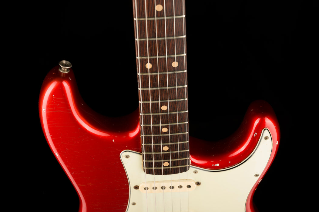 Vintage 1961/1963 Fender Stratocaster Candy Apple Red Electric Guitar With OHSC