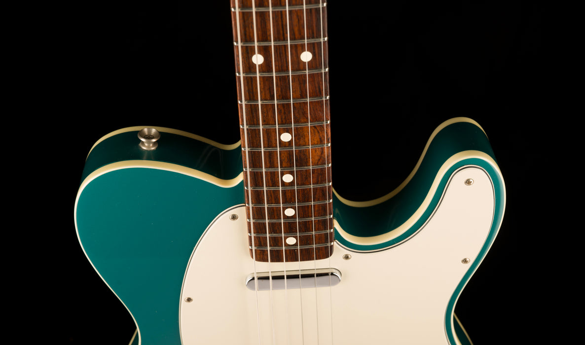 Pre Owned 2001 Fender American Vintage ‘62 Telecaster Custom Ocean Turquoise With Case
