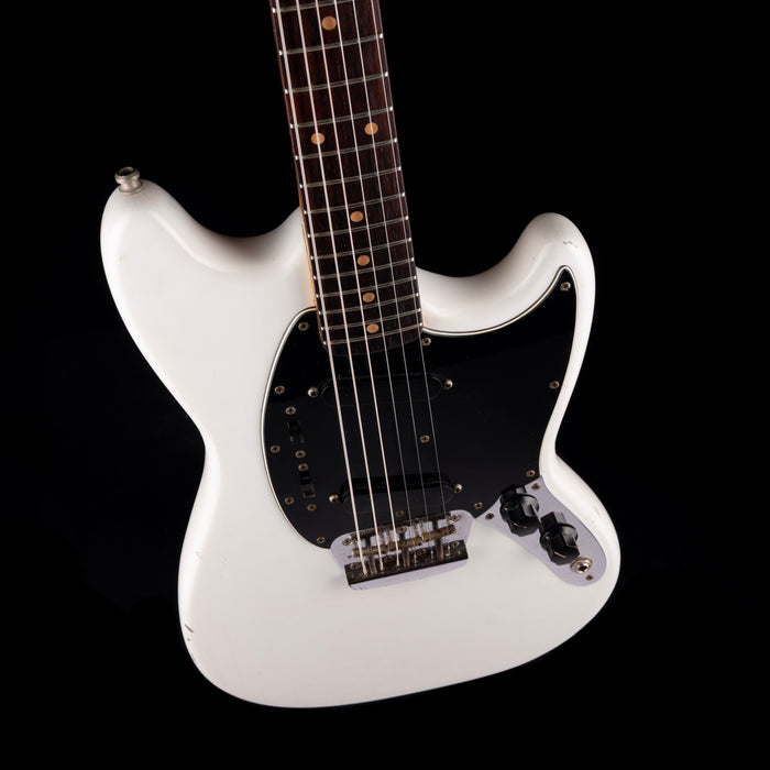 Pre-Owned Vintage 1965 Fender Duo-Sonic II White with OHSC