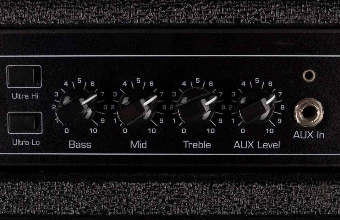 Used Ampeg BA-115 Bass Amp Combo