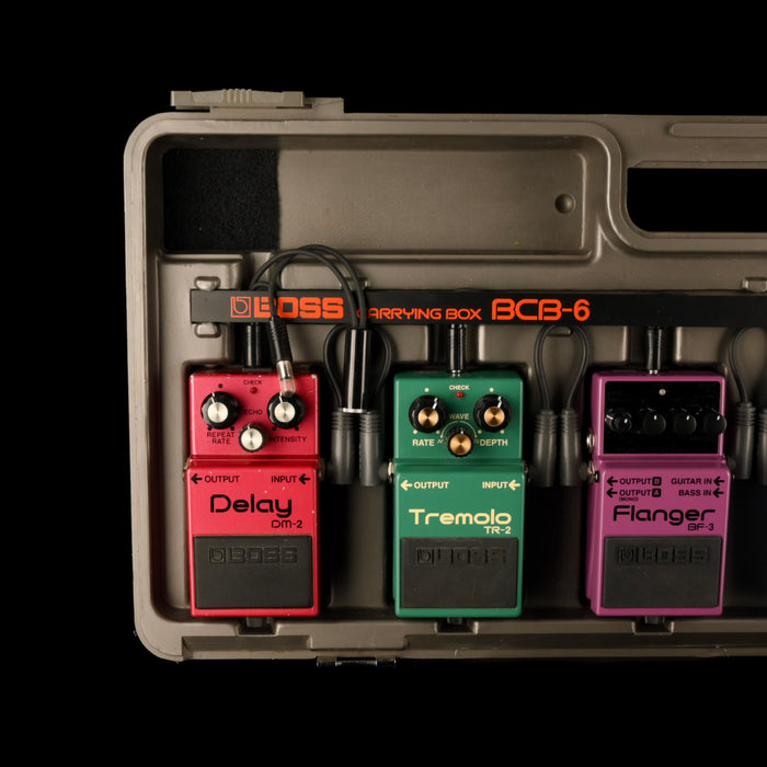 Used Boss BCB-6 Molded Pedalboard Case With Boss DS-1 Distortion/OC-2 Octaver/CH-1 Chorus/BF-3 Flanger/TR-2 Tremolo/DM-2 Delay Pedals