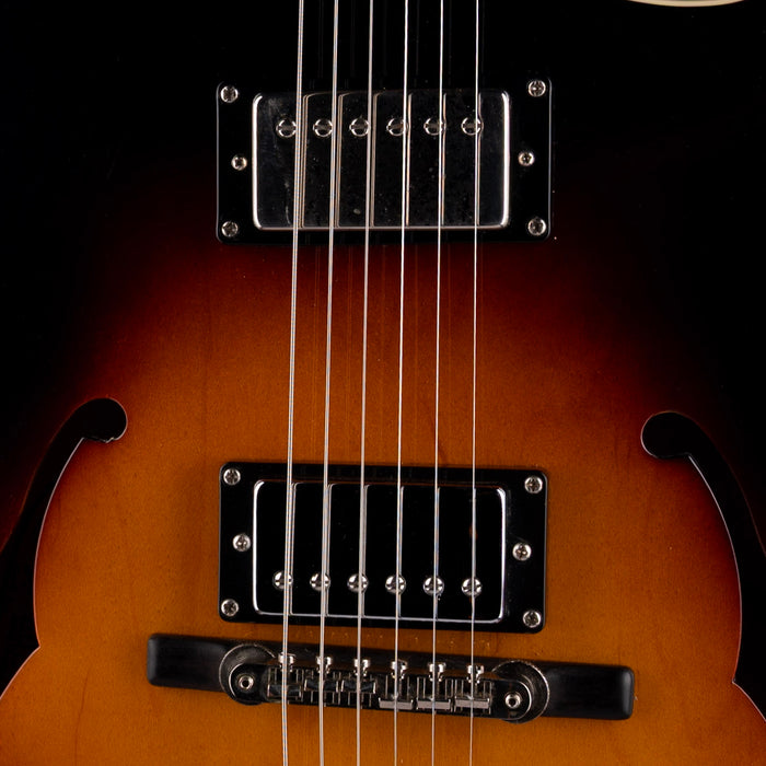 Pre Owned Loar 304T-CVS Sunburst Thinbody Archtop Electric Guitar With OHSC
