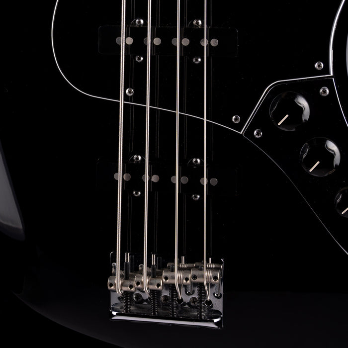Used 2013 Fender American Standard Jazz Bass Black with OHSC