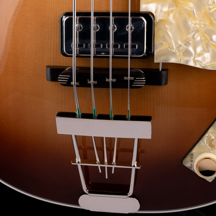 Hofner Club Bass Sunburst with Vintage Case - H500/2-O