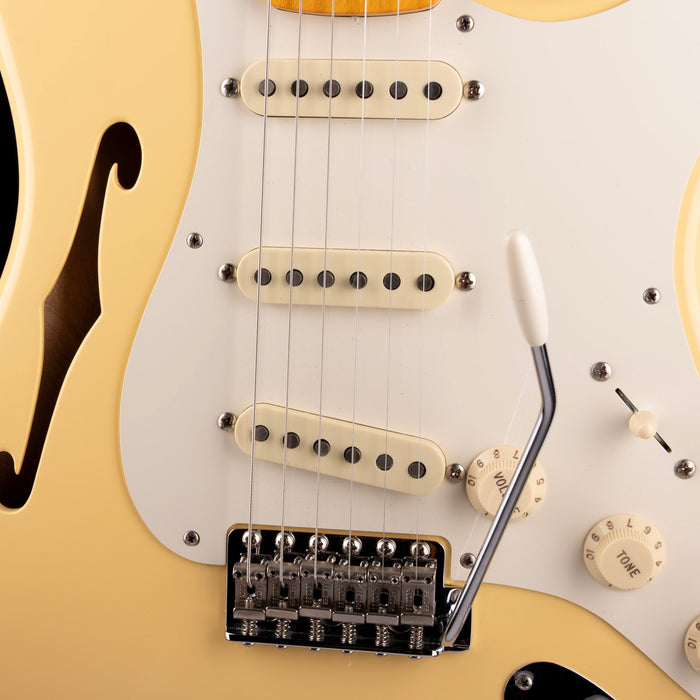 Pre Owned 2018 Fender Eric Johnson Thinline Stratocaster Vintage White With Gig Bag
