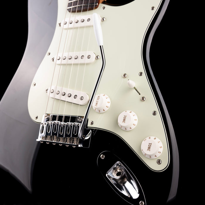 Pre Owned 2023 Fender Special Edition Player Stratocaster Roasted Maple Black With Gig Bag