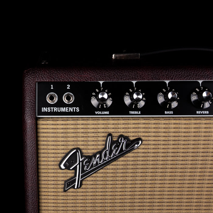 Pre-Owned Fender Special Run '65 Princeton Reverb Wine Red Guitar Amp Combo with Footswitch and Cover