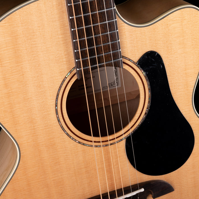 Alvarez Artist Series AJ80-CE Jumbo Acoustic-Electric Guitar Natural