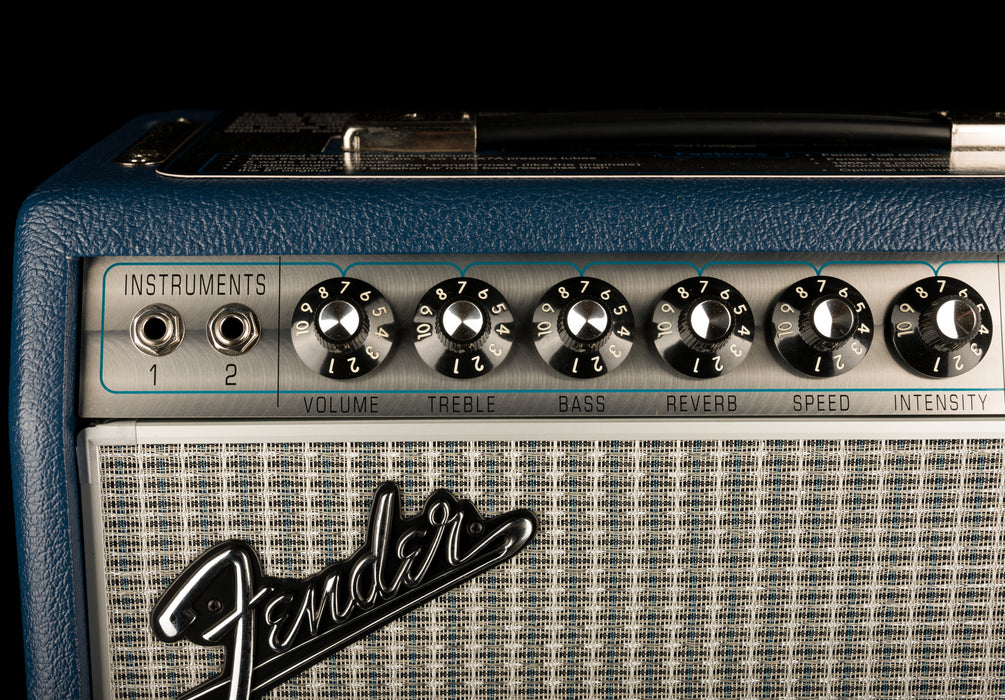 Fender Limited Edition FSR '68 Custom Vibro Champ Navy Guitar Amp Combo