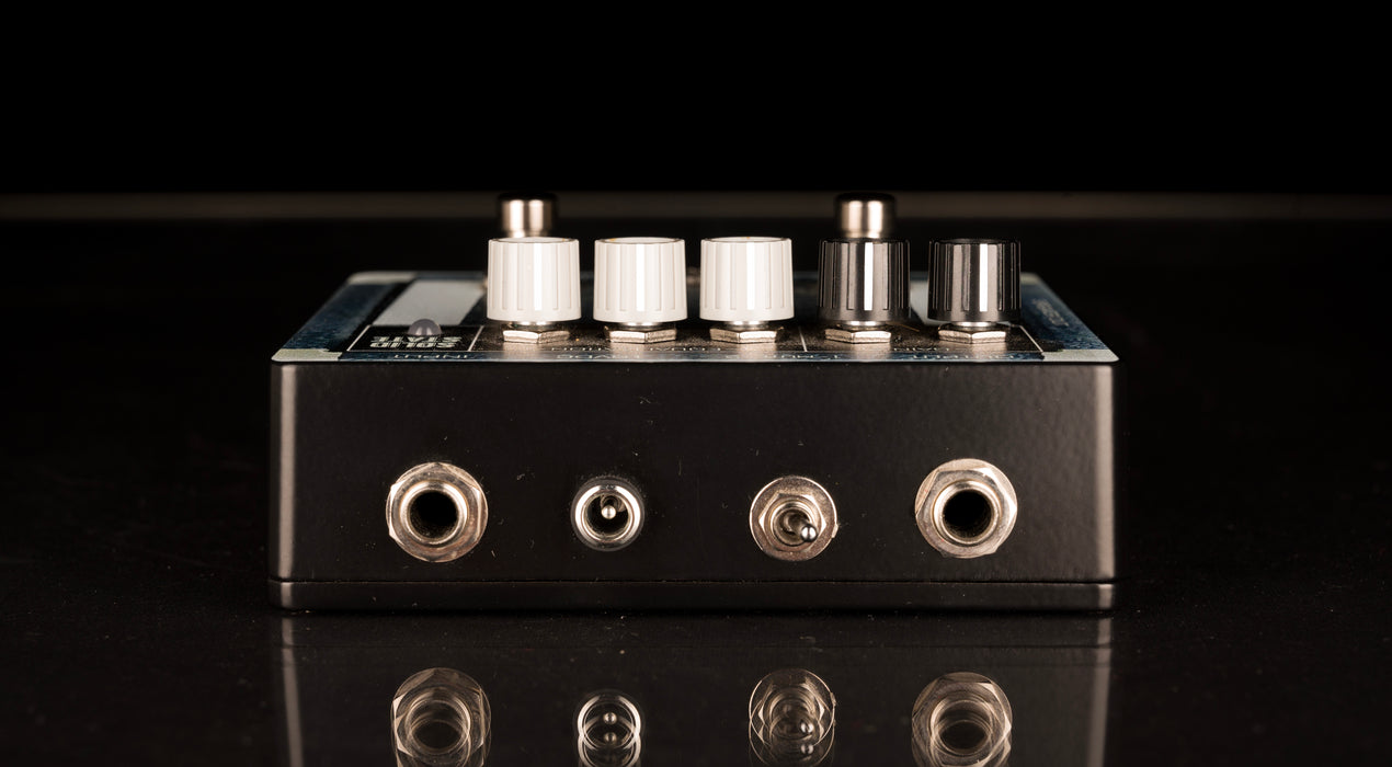 Used Acorn Amplifiers Solid State Preamp Amp with a Box