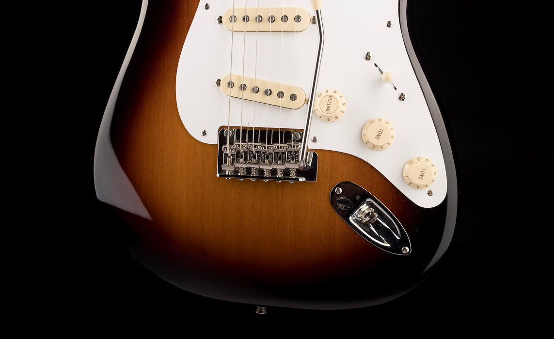 Fender Vintera 50's Modified Strat 2-Tone Sunburst With Gig Bag