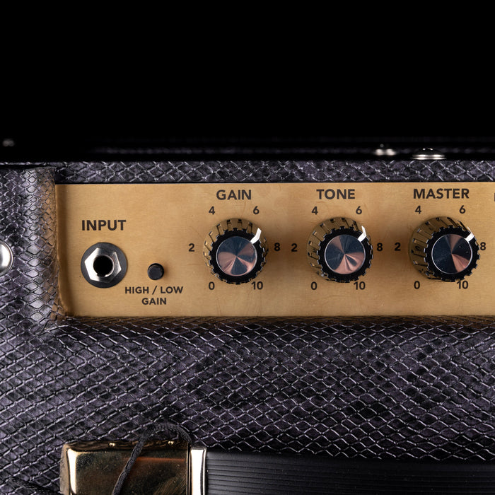 Magnatone Slash Collection Lil' Viper Purple Python Guitar Amplifier Combo