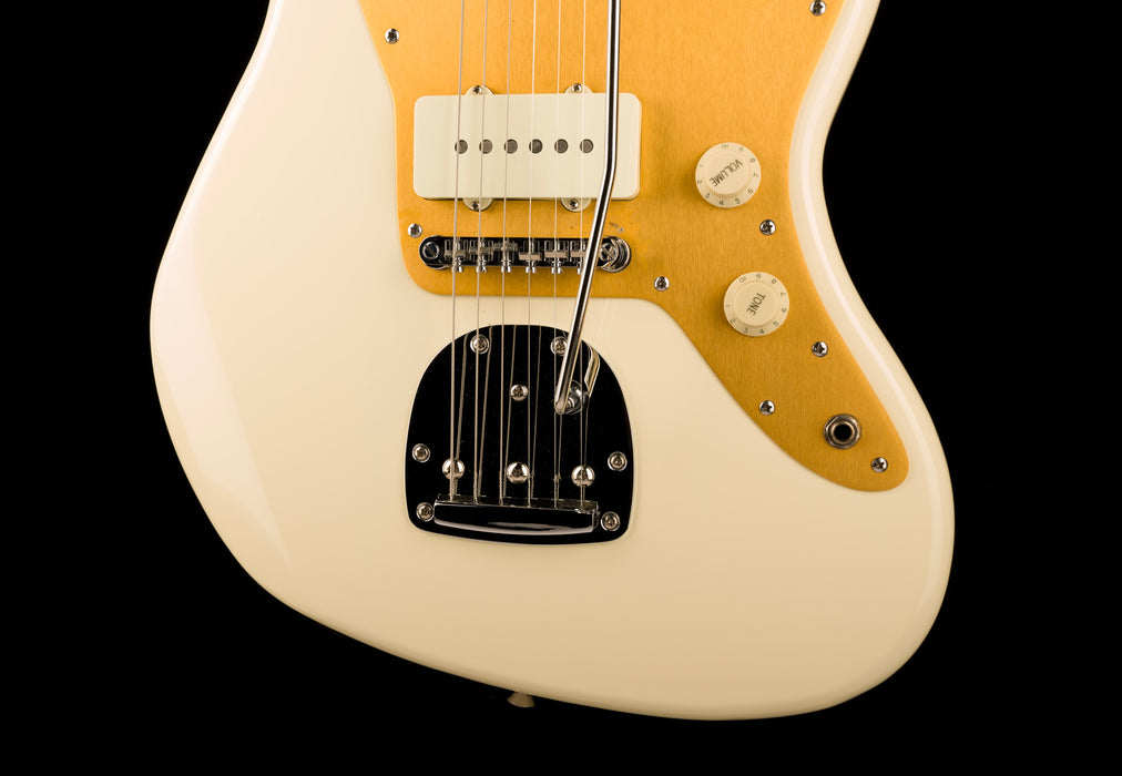 Pre Owned 2016 Squier J Mascis Jazzmaster Rosewood Fretboard Vintage White With Gig Bag