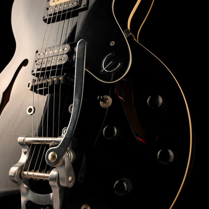 Pre Owned Epiphone Dot Casino Ebony With Bigsby With Case