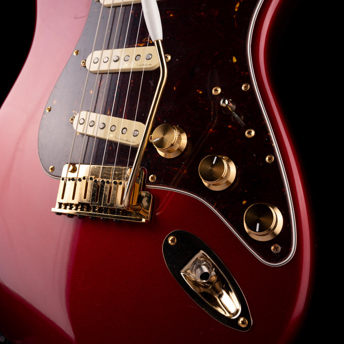 Pre Owned 1997 Fender American Standard Stratocaster Candy Apple Red With OHSC