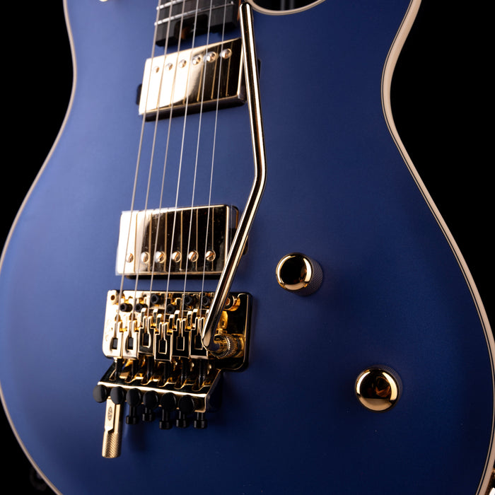 EVH Custom Shop Wolfgang HH Cobalt Blue Metallic With Case
