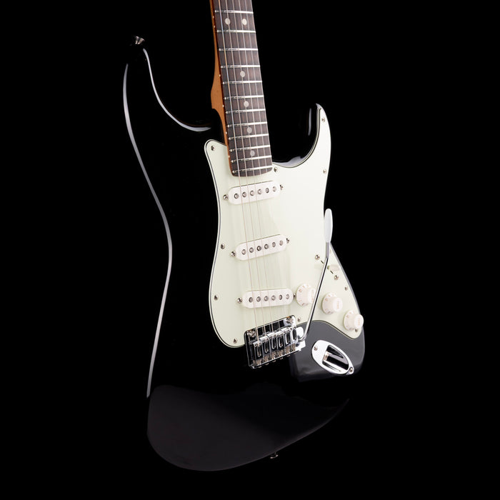 Pre Owned 2023 Fender Special Edition Player Stratocaster Roasted Maple Black With Gig Bag